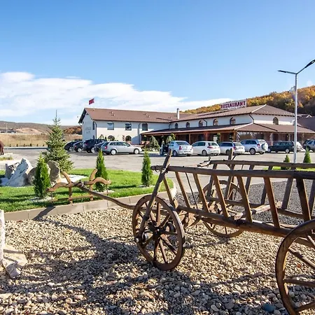 Hotel Restaurant Autostrada Freeway Apoldu De Jos 3*