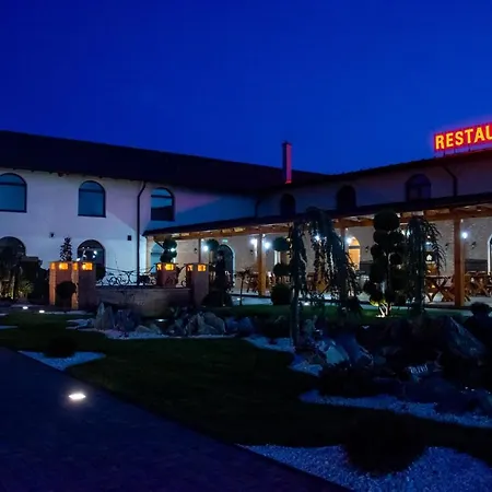 Restaurant Autostrada Freeway Apoldu De Jos Hotel 3*